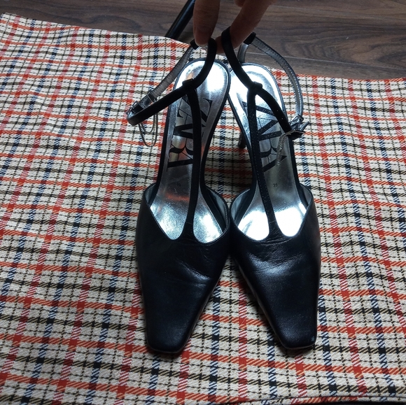 Elegant Pointy toe heels - sandals - ankle strap - Picture 8 of 14